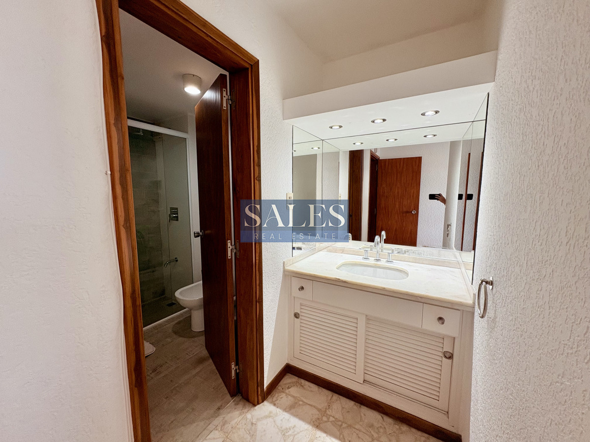 Apartamento ID.1228 - APARTAMENTO EN VENTA TRES DORMITORIOS