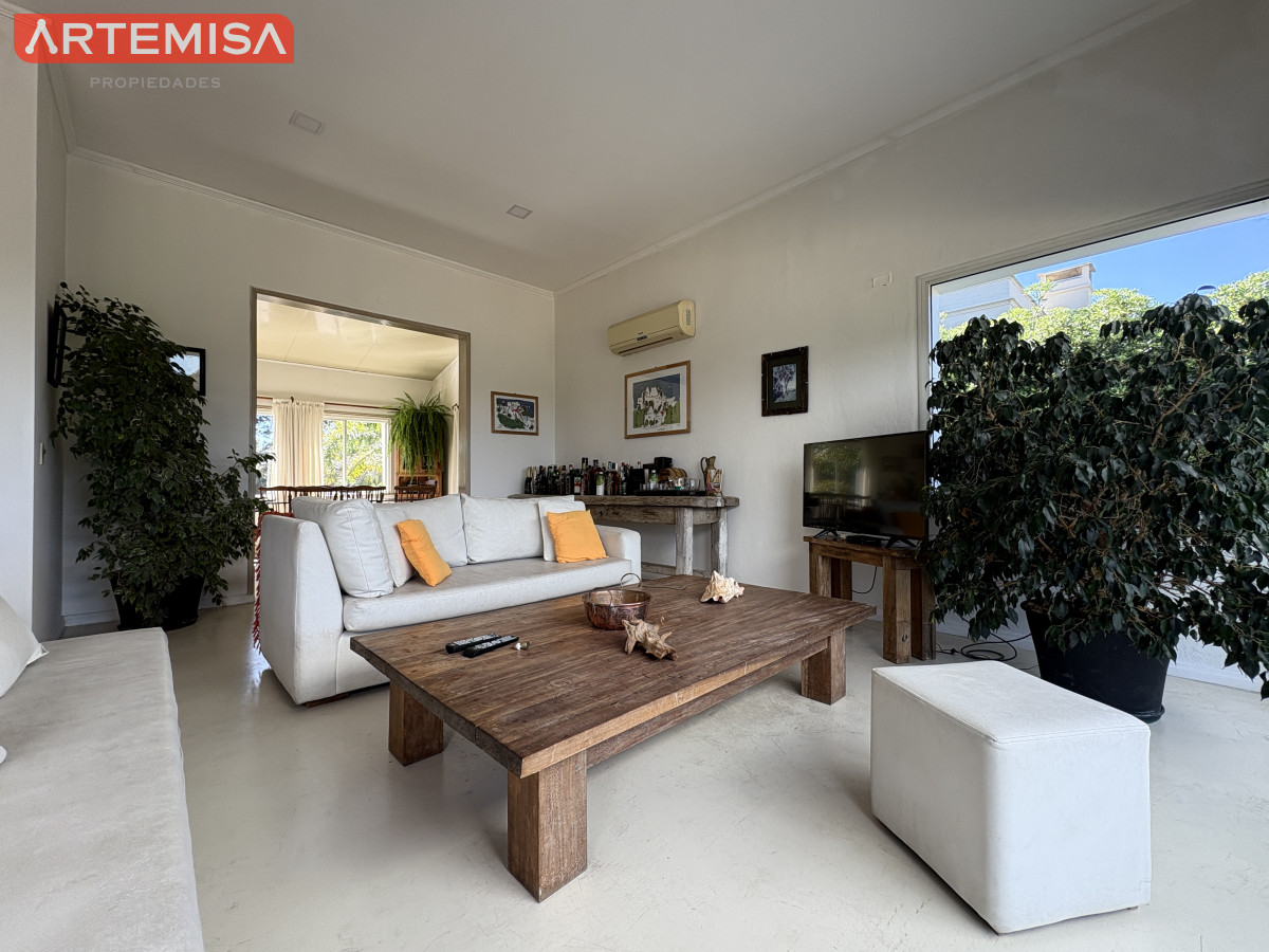 Casa ID.863 - Moderna Casa a metros del MAR 