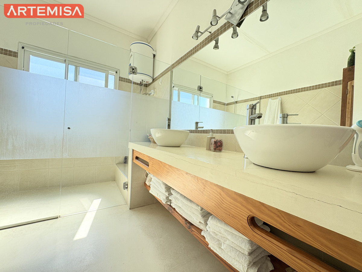 Casa ID.863 - Moderna Casa a metros del MAR 