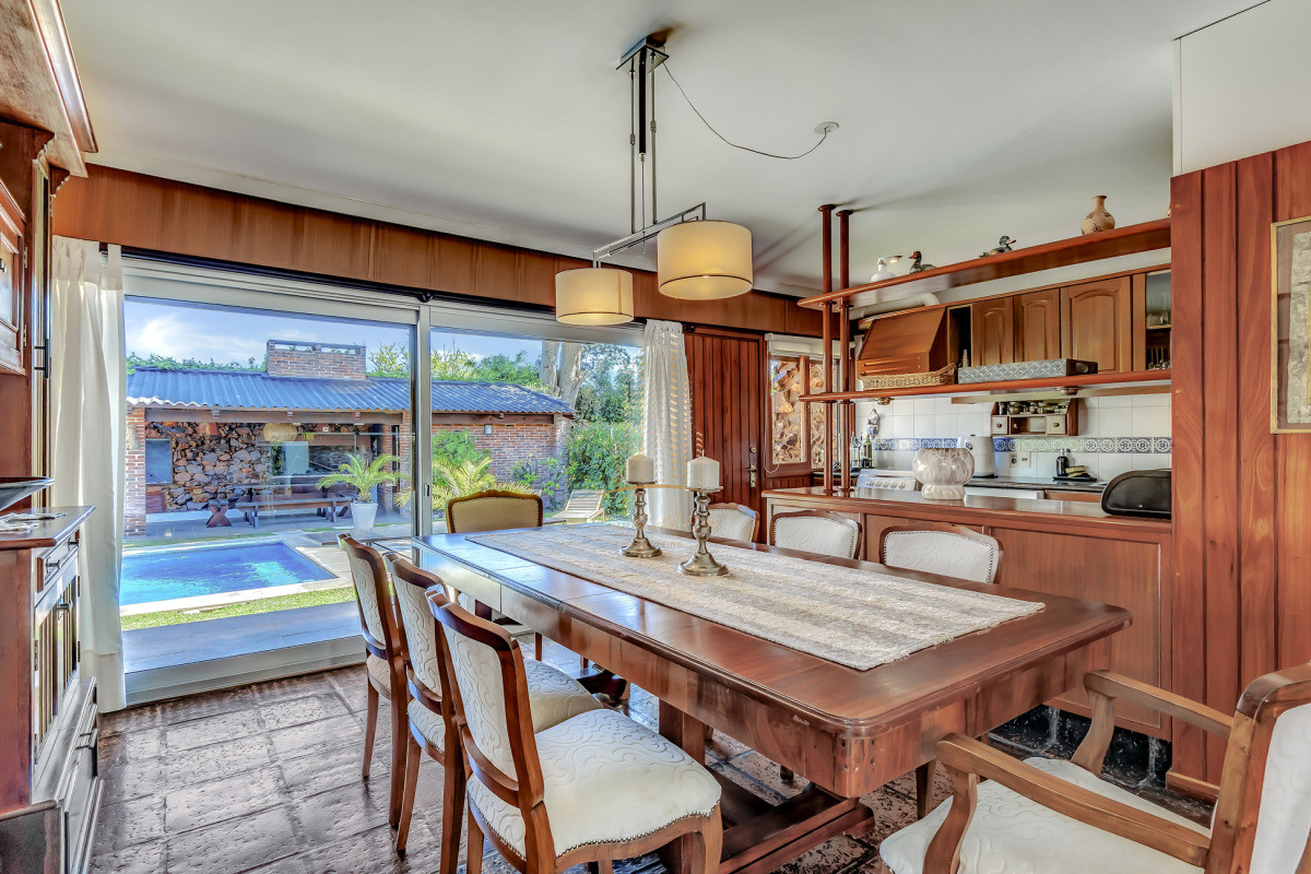 Casa ID.921 - CASA EN VENTA A 3 CUADRAS DE LA PLAYA