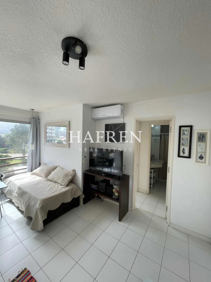 Apartamento ID.175 - Venta de Apartamento en Aidy Grill, 1 dorm, garage y balcón