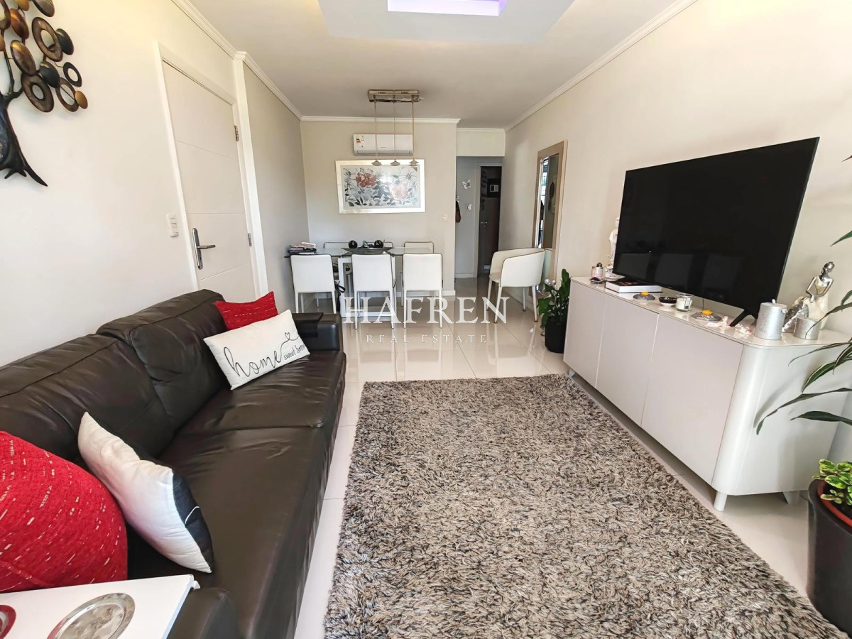 Apartamento ID.199 - Apartamento en venta en Casino Tower dos dormitorios y medio con garage