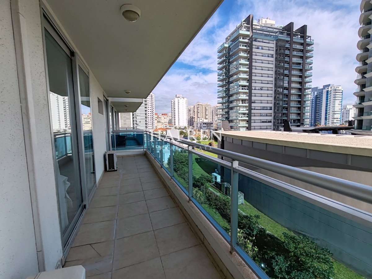 Apartamento ID.196 - Venta Apartamento en Punta del Este, 2 dorm 