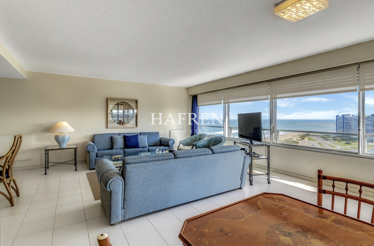 Apartamento ID.194 - Vendo departamento en Punta del Este Primera Linea