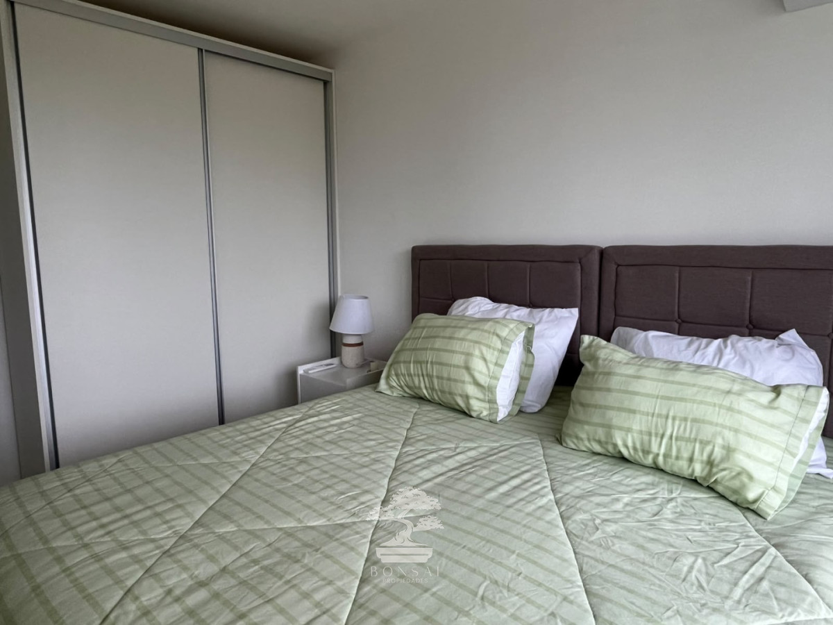 Apartamento ID.1150 - Departamento de dos dormitorios en venta con balcón y garage