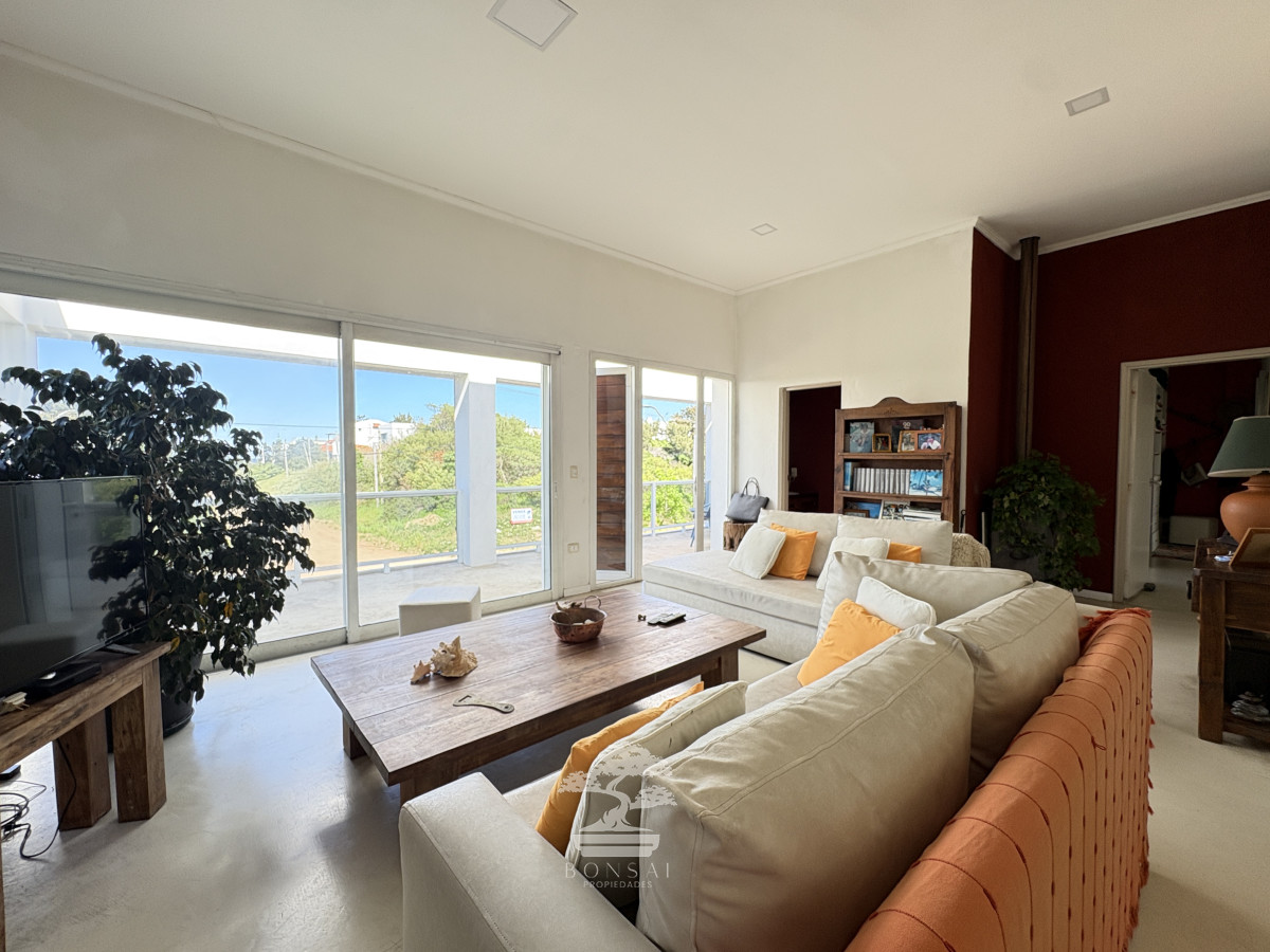 Casa ID.1148 - Moderna Casa a metros del MAR