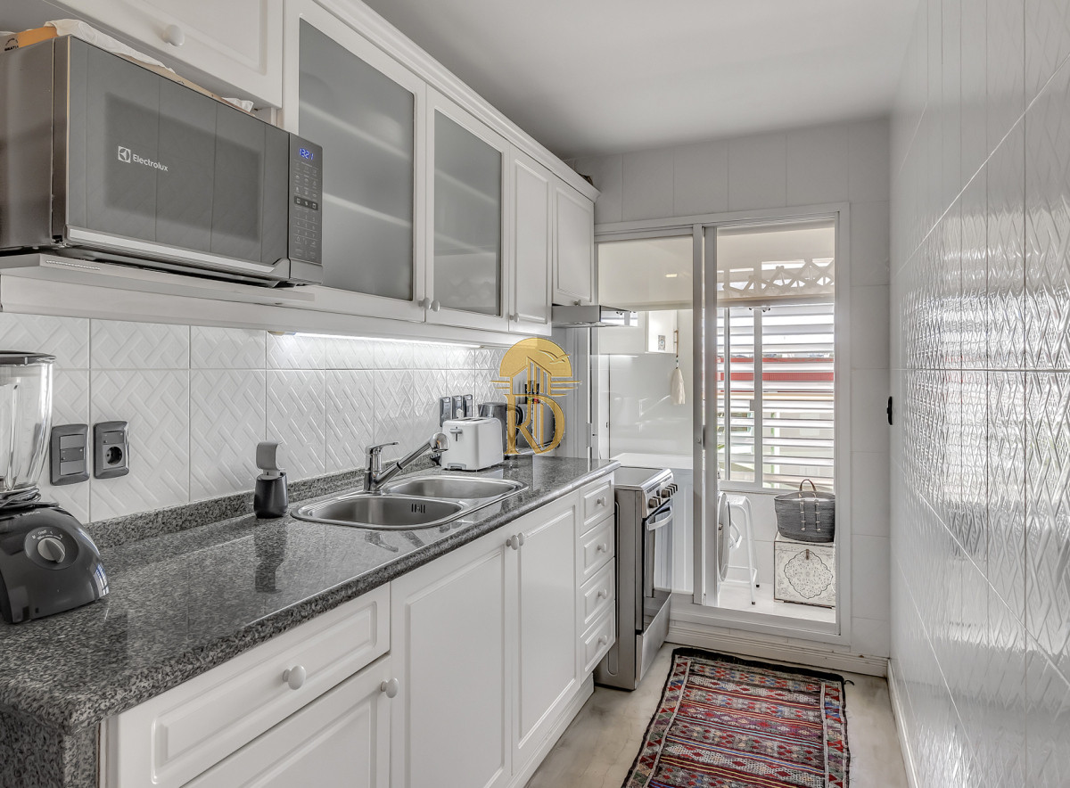 En venta apartamento 3 dormitorios con vista al mar -id-694-7