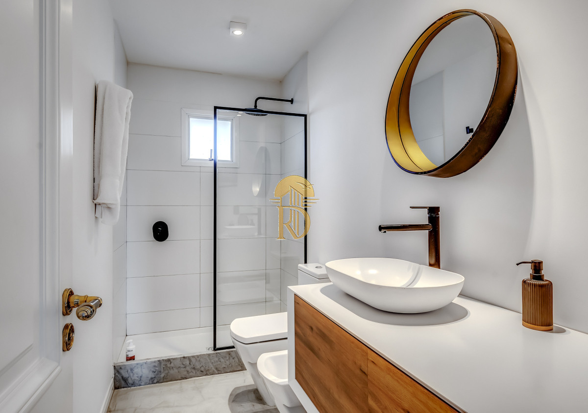 En venta apartamento 3 dormitorios con vista al mar -id-694-14