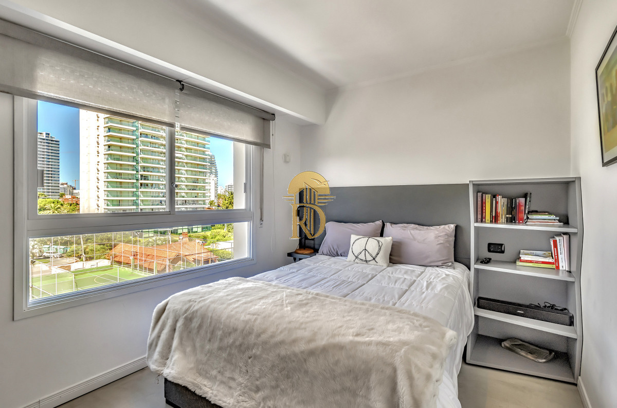 En venta apartamento 3 dormitorios con vista al mar -id-694-12