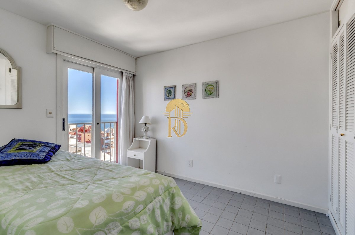 Apto 2 dormitorios con vista al mar -id-348