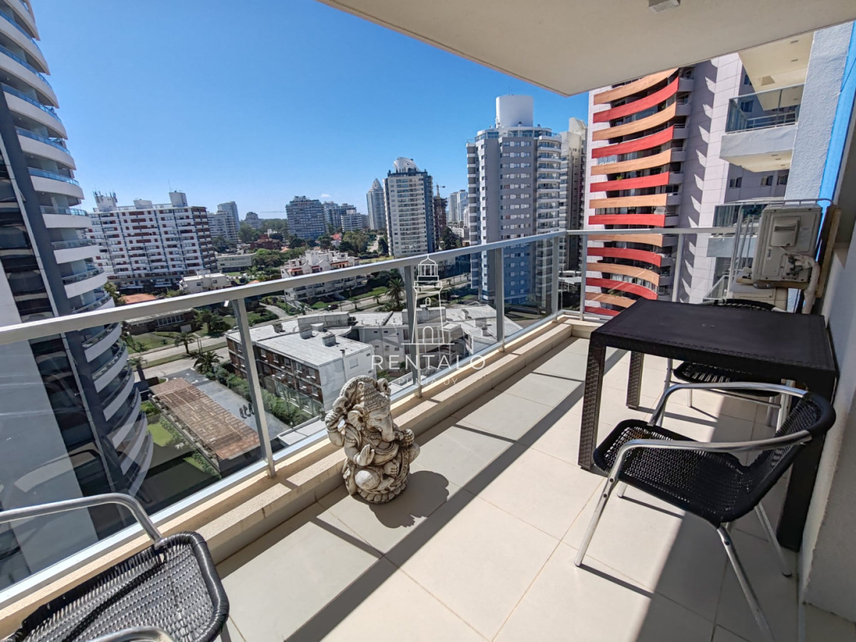 Apartamento ID.945 - Apartamento en venta  de 2 dormitorios en Punta del este Playa Brava