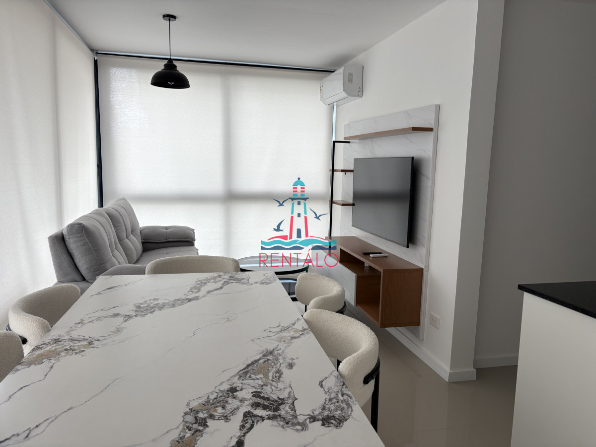 Apartamento ID.126 - Apartamento 2 dormitorios en alquiler Punta del Este Roosevelt