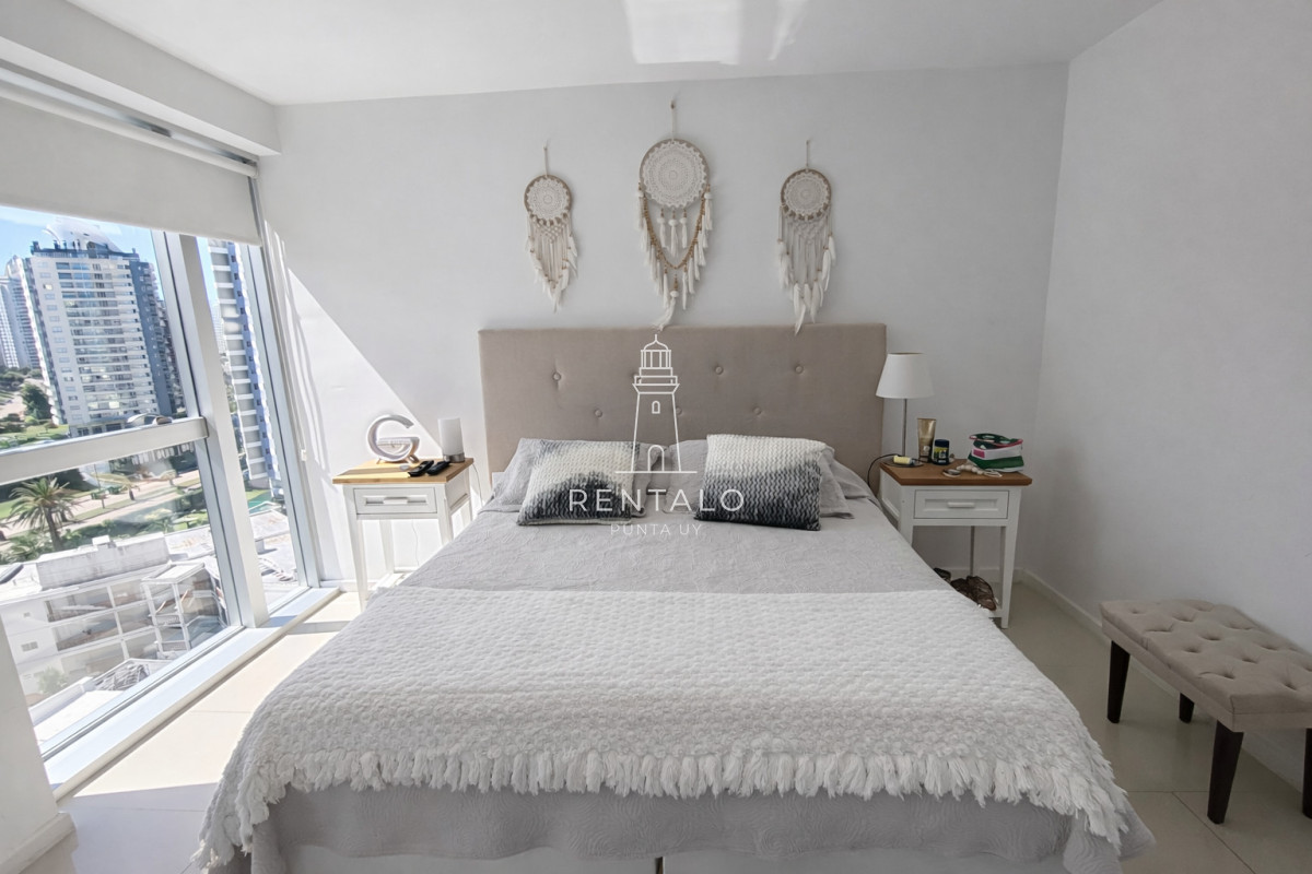 Apartamento ID.945 - Apartamento en venta  de 2 dormitorios en Punta del este Playa Brava