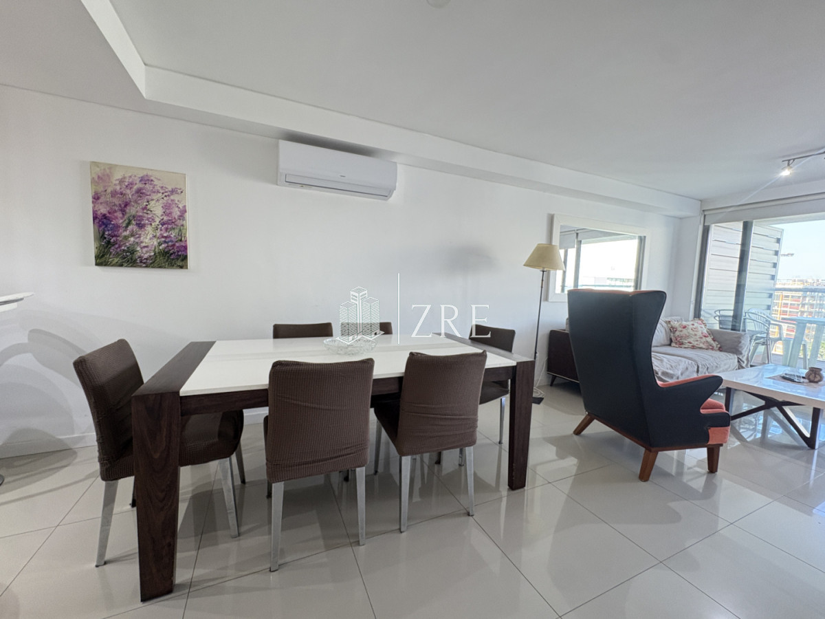 Apartamento ID.1331 - Venta apartamento en Playa Brava, Punta del Este
