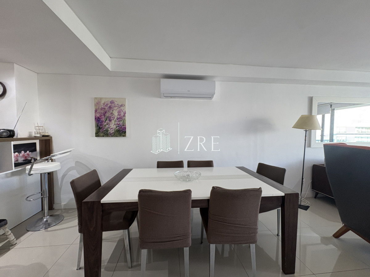 Apartamento ID.1331 - Venta apartamento en Playa Brava, Punta del Este