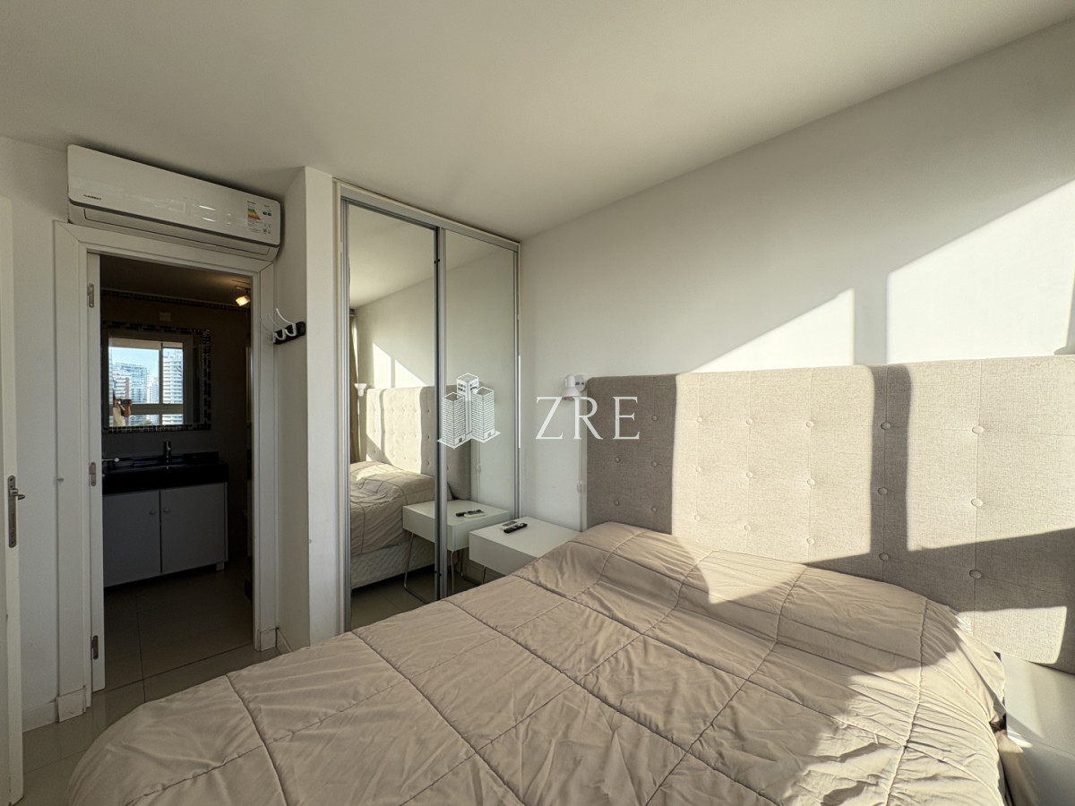 Apartamento ID.1331 - Venta apartamento en Playa Brava, Punta del Este
