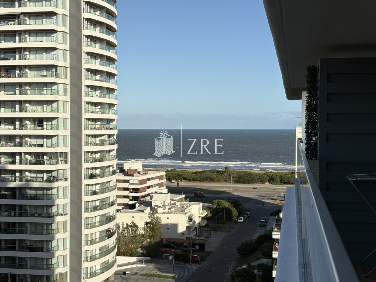 Apartamento ID.1331 - Venta apartamento en Playa Brava, Punta del Este