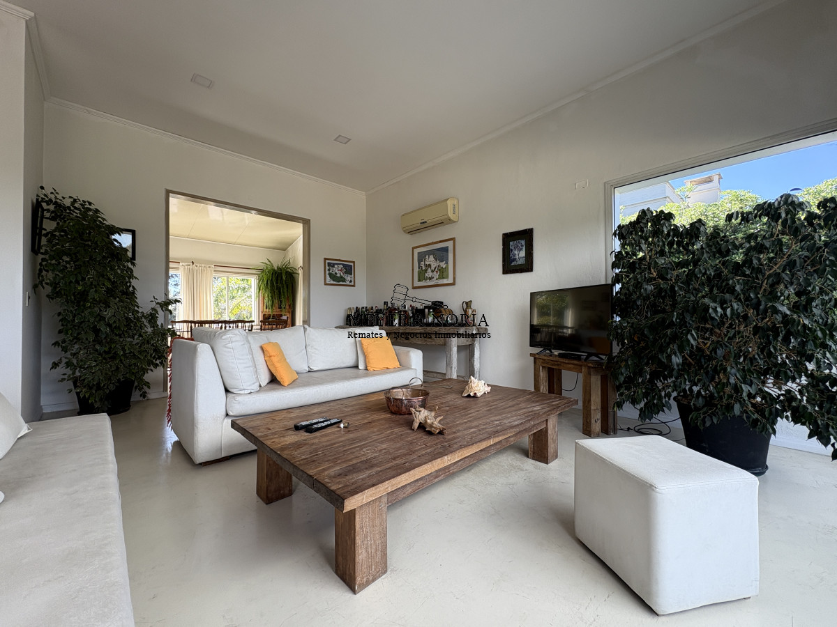 Casa ID.105 - Moderna Casa a metros del MAR