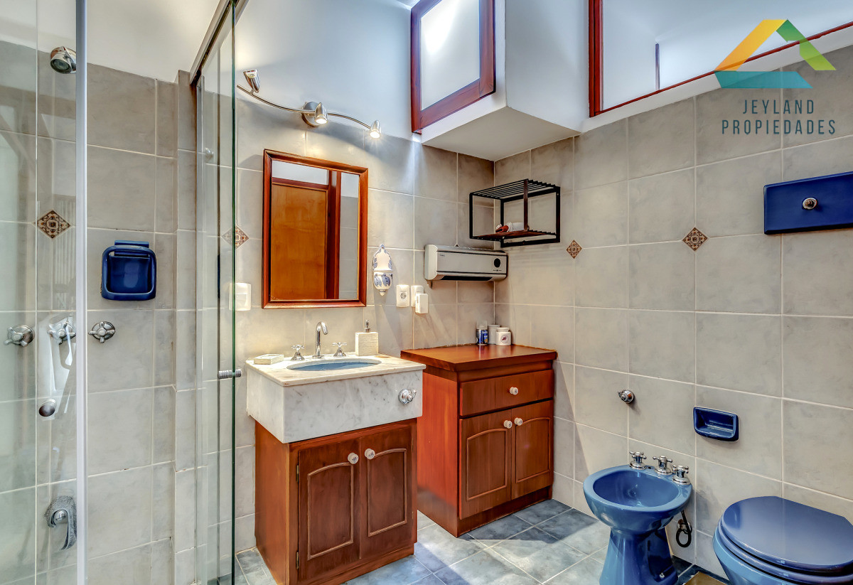 Casa ID.258 - CASA EN VENTA A 3 CUADRAS DE LA PLAYA