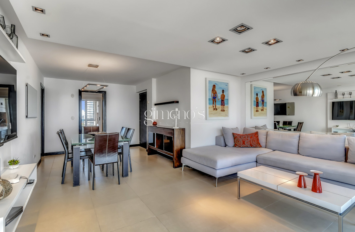 Apartamento ID.279 - Venta de Apartamento 3 Dormitorios Playa Mansa - Punta del Este 