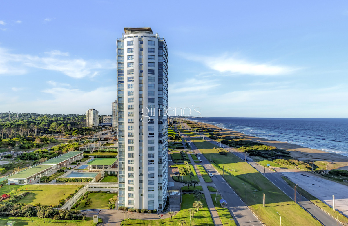 Apartamento ID.270 - Espectacular Apartamento en Primera Línea Brava