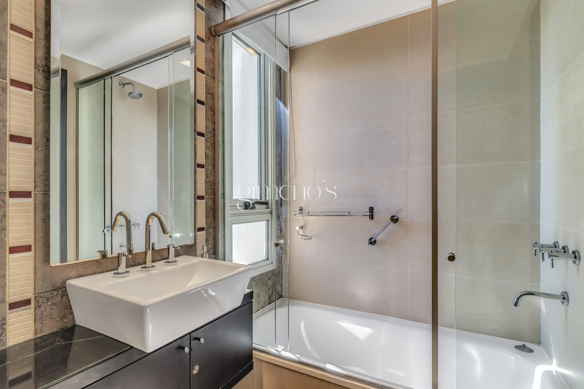 Apartamento ID.279 - Venta de Apartamento 3 Dormitorios Playa Mansa - Punta del Este 