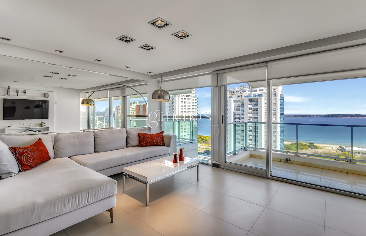 Apartamento ID.279 - Venta de Apartamento 3 Dormitorios Playa Mansa - Punta del Este 