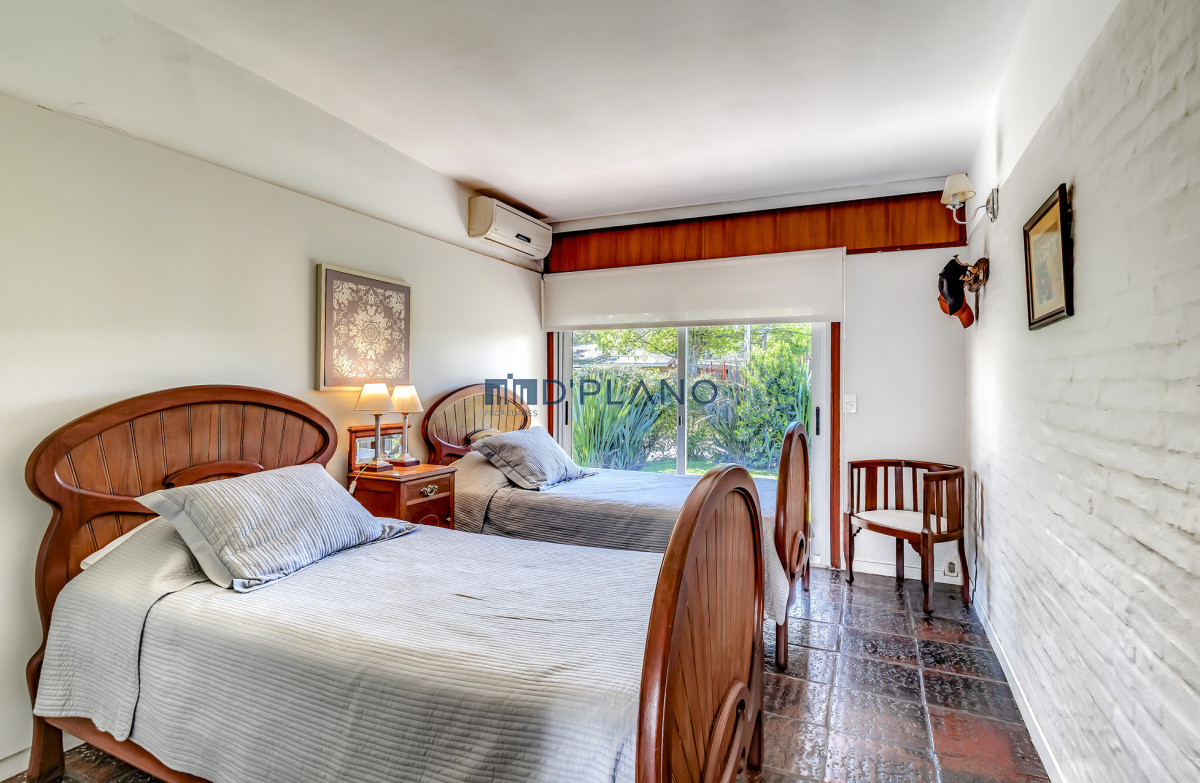 Casa ID.117 - CASA EN VENTA A 3 CUADRAS DE LA PLAYA