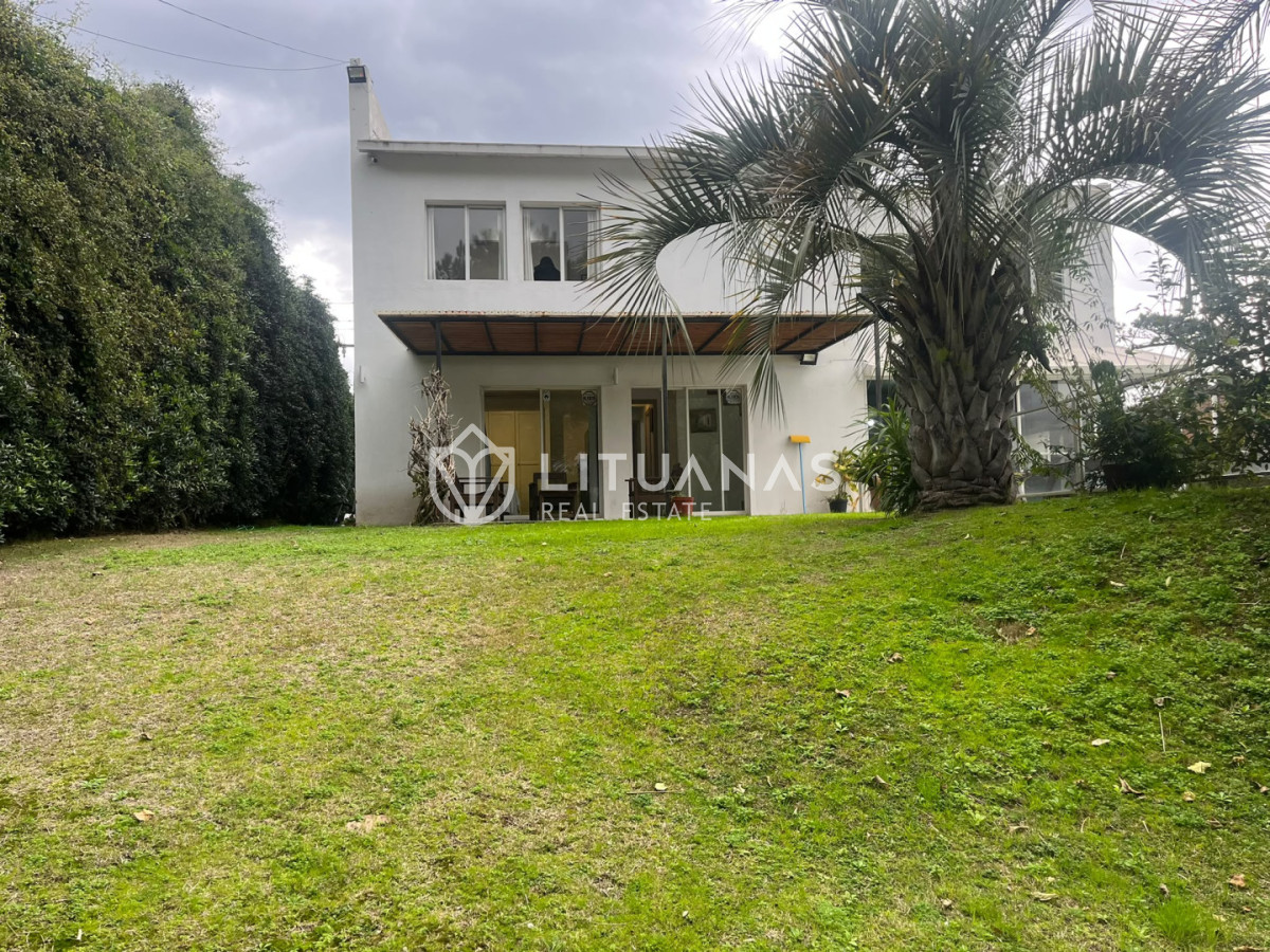 Casa ID.83 - Moderna Casa a metros del MAR