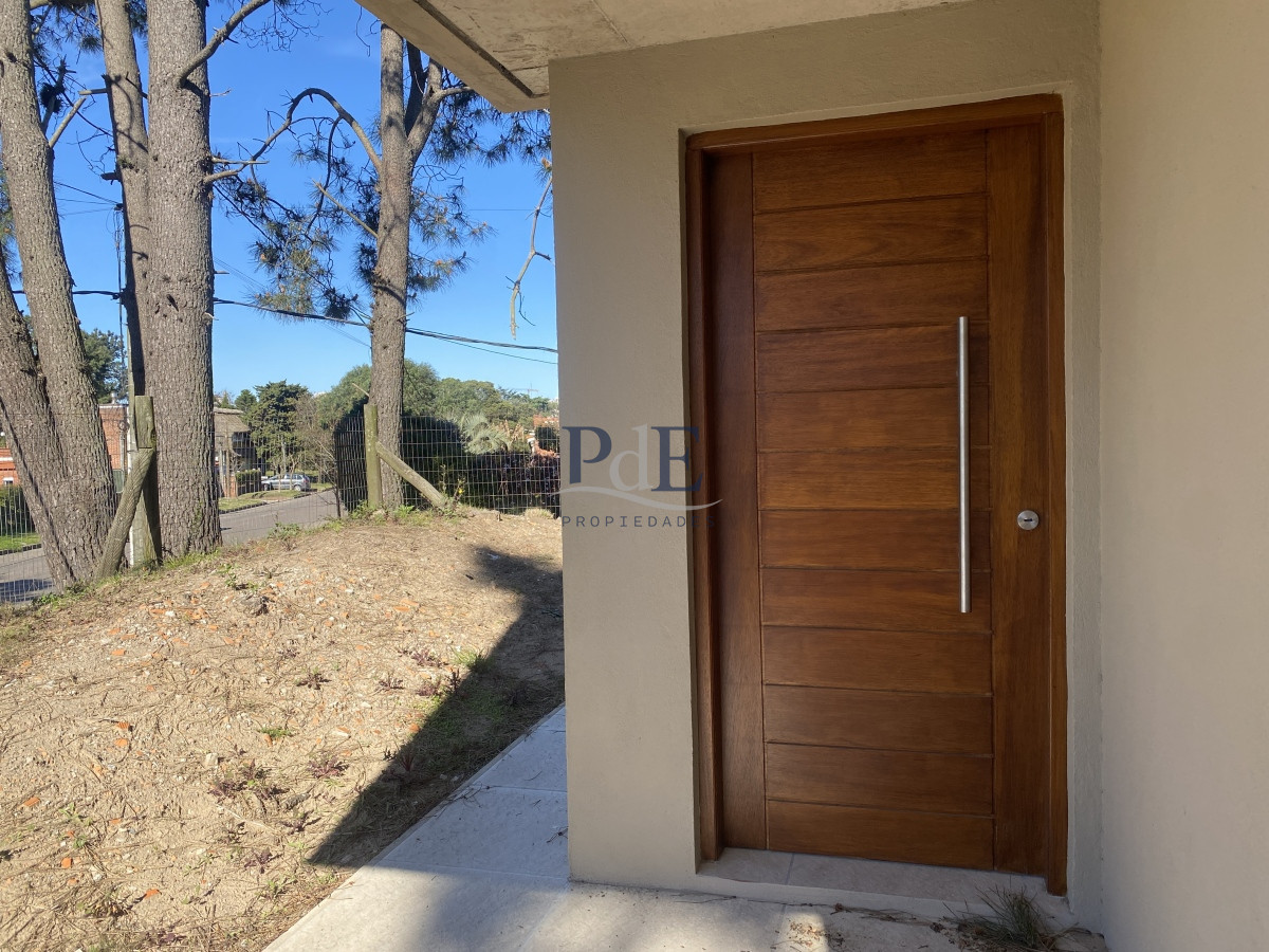 Casa a Estrenar en Pinares | 2 Dormitorios y Medio. Punta del Este. - Imagen 3