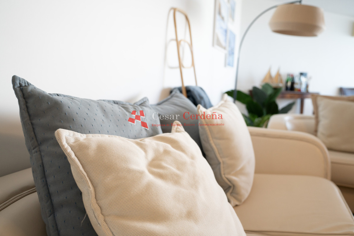 Apartamento ID.1985 - VENTA - Apartamento de tres dormitorios mas servicio en venta con balcón y garage