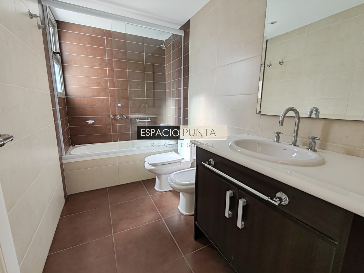 Apartamento ID.2845 - Apartamento en Maldonado, 
