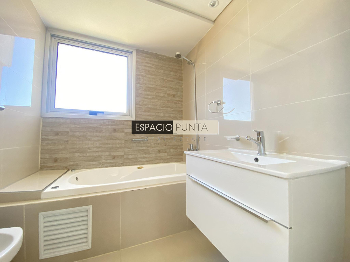 Apartamento ID.104 - Apartamento en Punta del Este, Brava