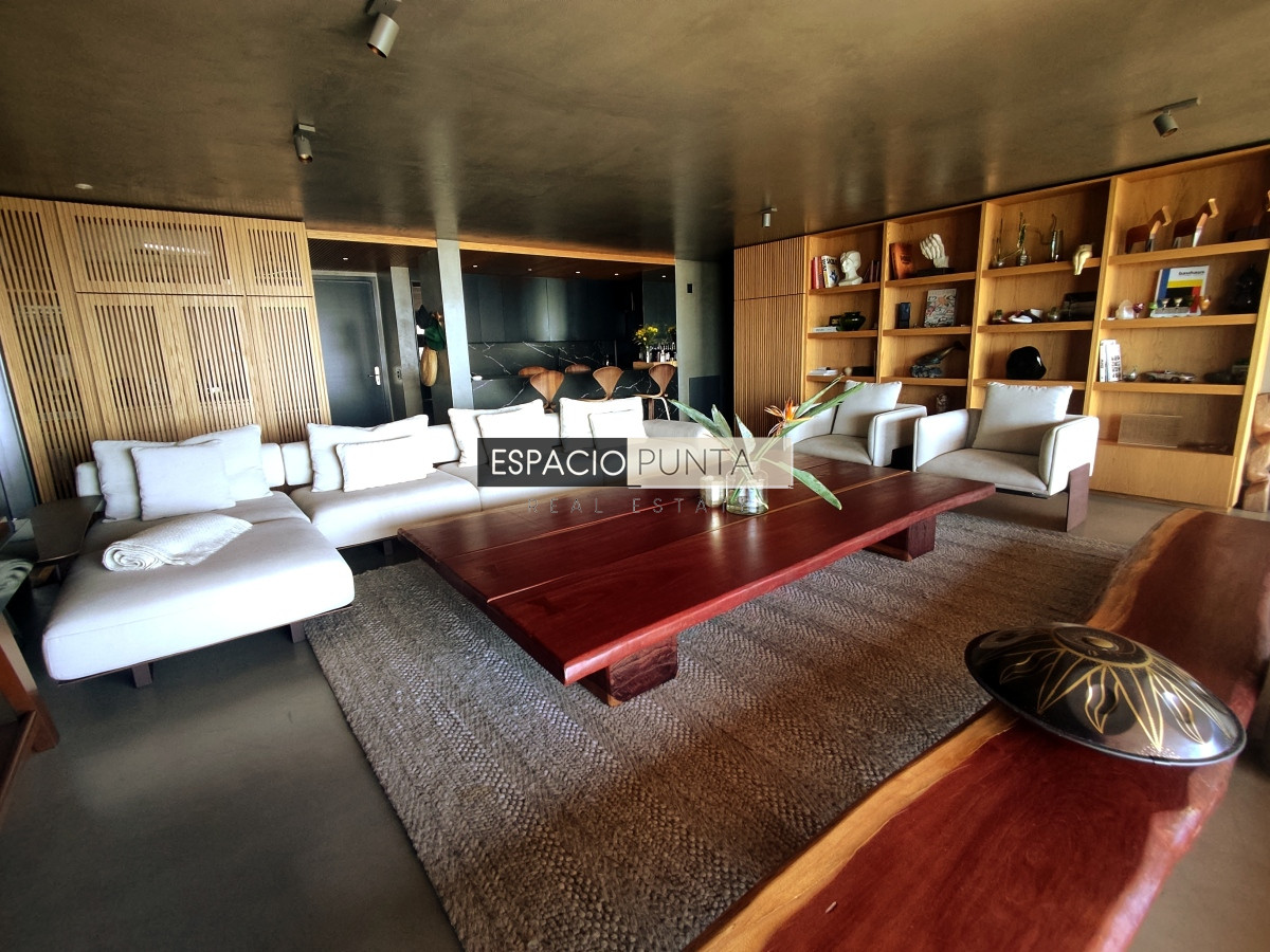 Apartamento ID.1405 - Excelente apartamento con vistas privilegiadas de punta