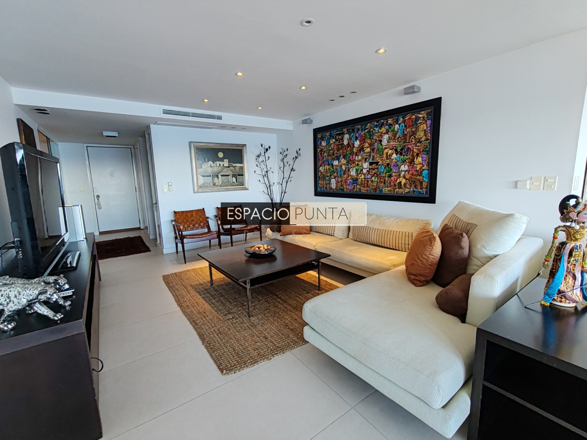 Apartamento ID.2518 - Espectacular Apartamento en Primera Línea Brava