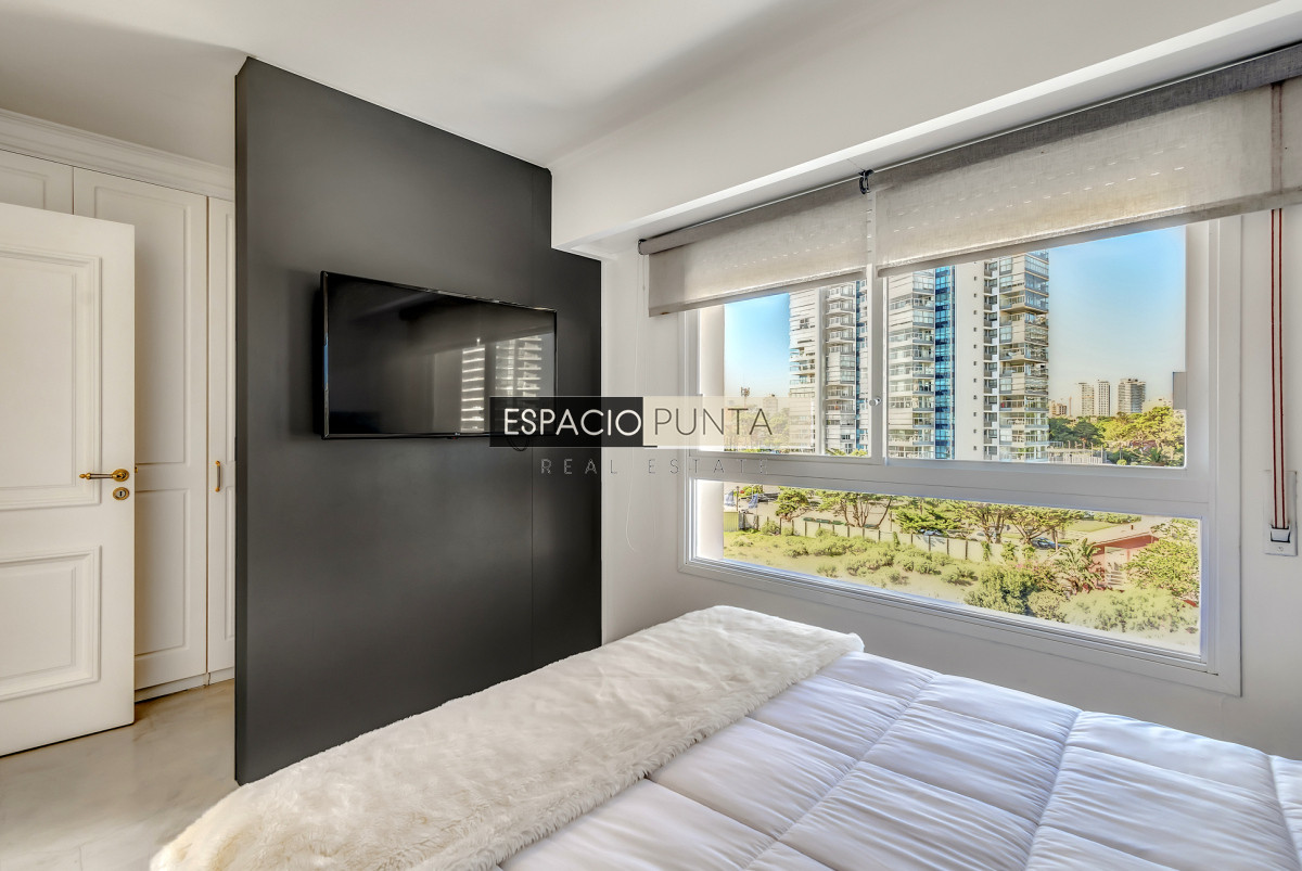 Apartamento ID.1715 - En venta apartamento 3 dormitorios con vista al mar