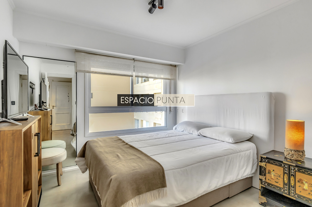 Apartamento ID.1715 - En venta apartamento 3 dormitorios con vista al mar