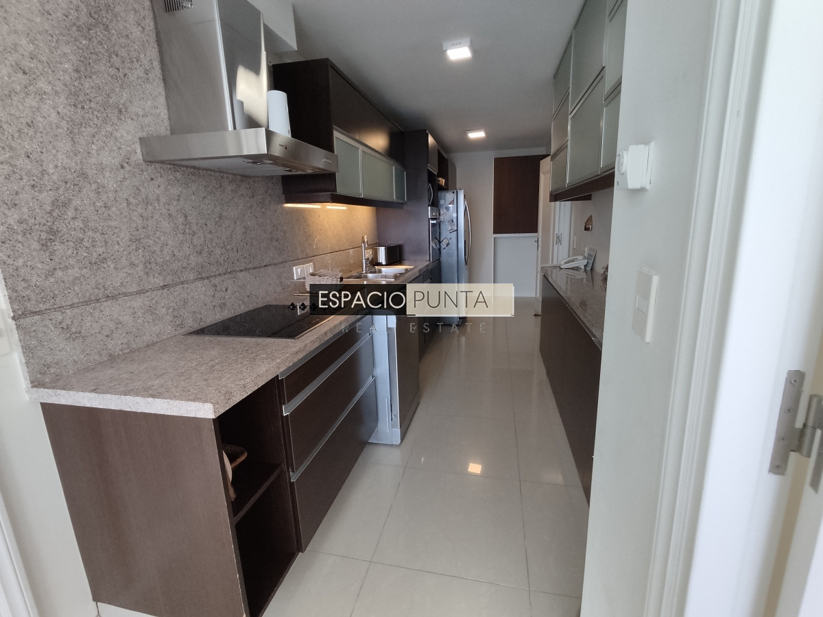 Apartamento ID.463 - Espectacular apartamento en península con gran vista al mar!