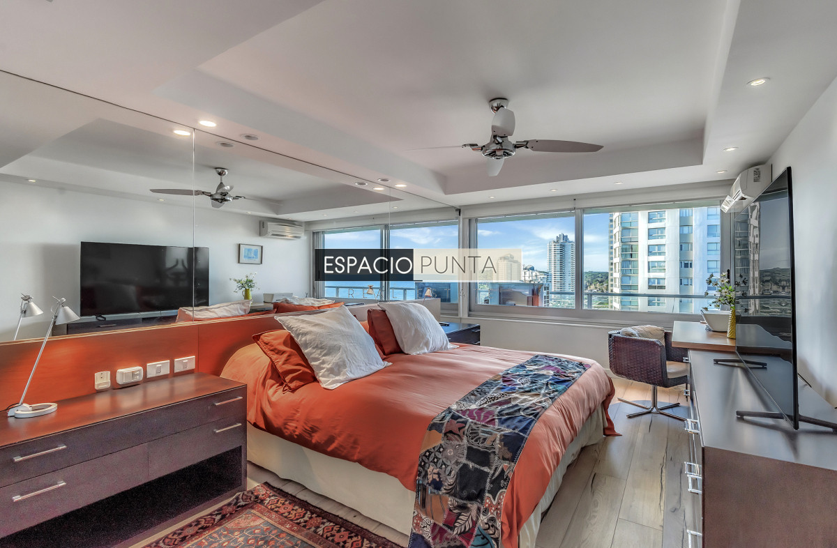 Apartamento ID.2518 - Espectacular Apartamento en Primera Línea Brava