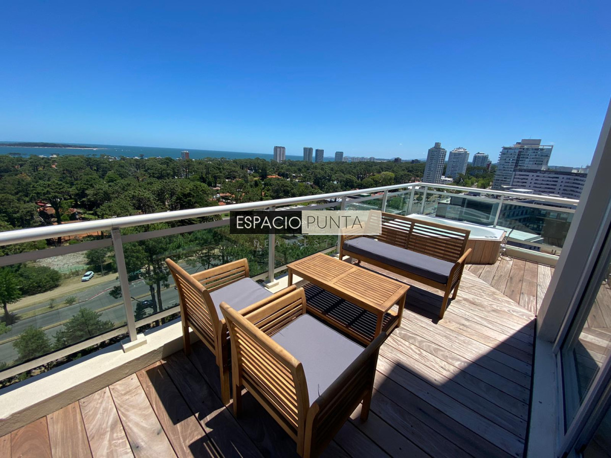 Apartamento ID.1175 - Penthouse en Venta - 3 Dormitorios con Vistas al Mar y Full Amenities