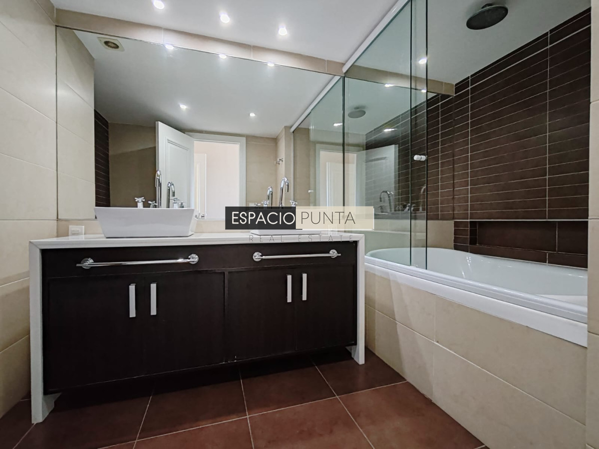Apartamento ID.2845 - Apartamento en Maldonado, 