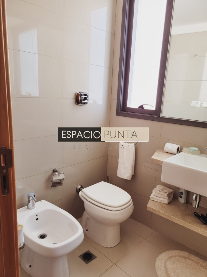 Apartamento ID.494 - Alquiler apartamento 3 dormitorios en Playa Brava