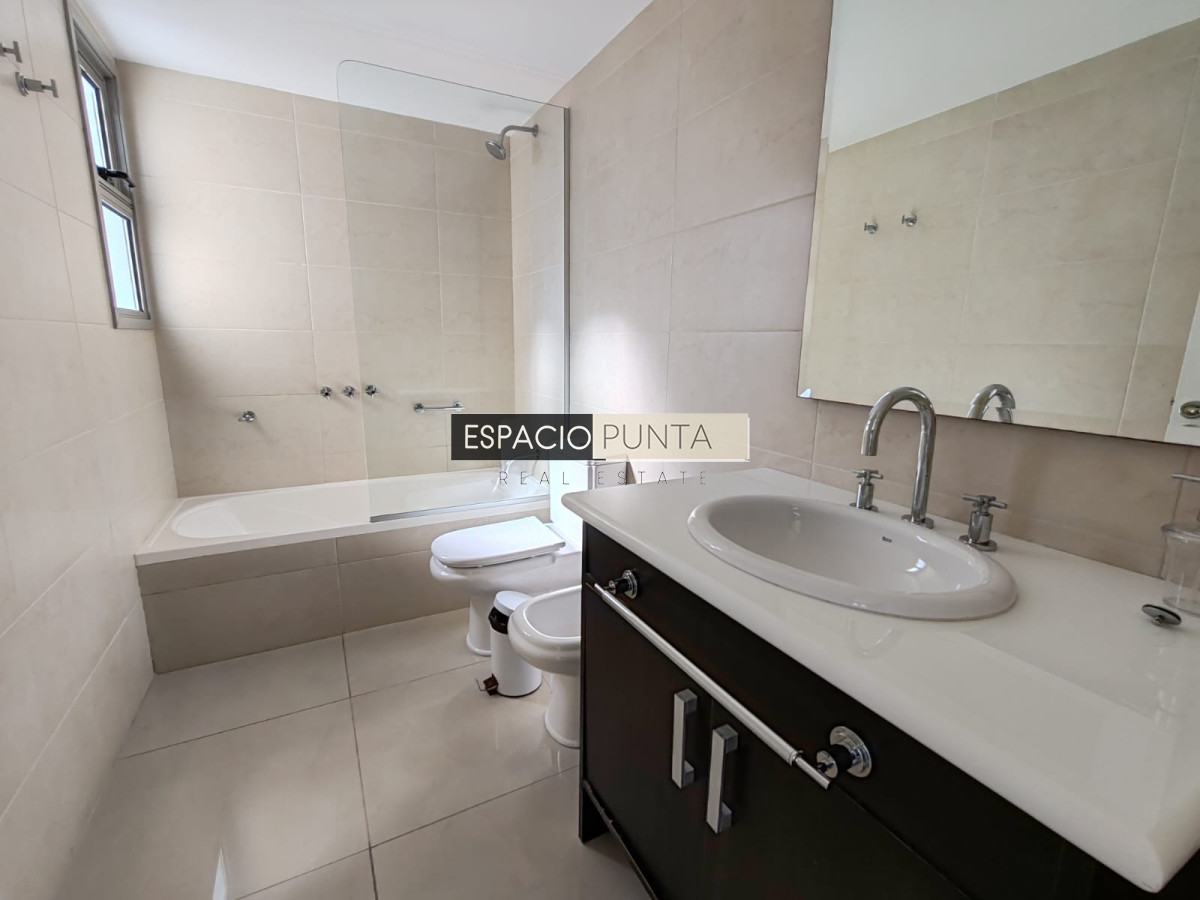 Apartamento ID.2846 - Apartamento en Maldonado, 
