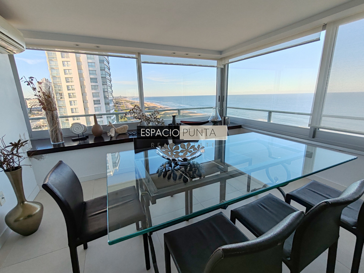 Apartamento ID.2518 - Espectacular Apartamento en Primera Línea Brava