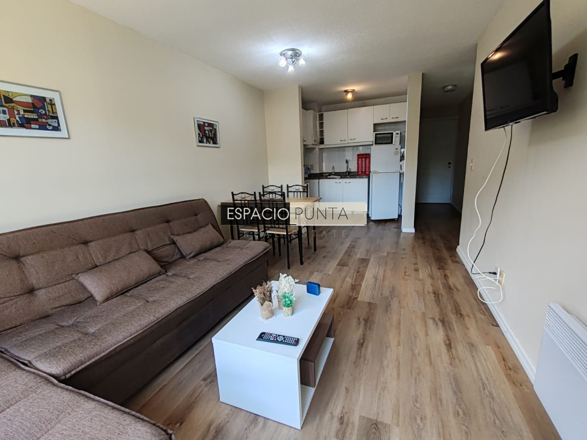 Apartamento ID.836 - Cómodo apartamento de 1 dormitorio en alquiler invernal