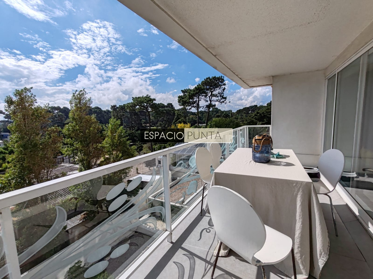 Apartamento ID.2025 - En venta apto 3 dormitorios en torre de categoría