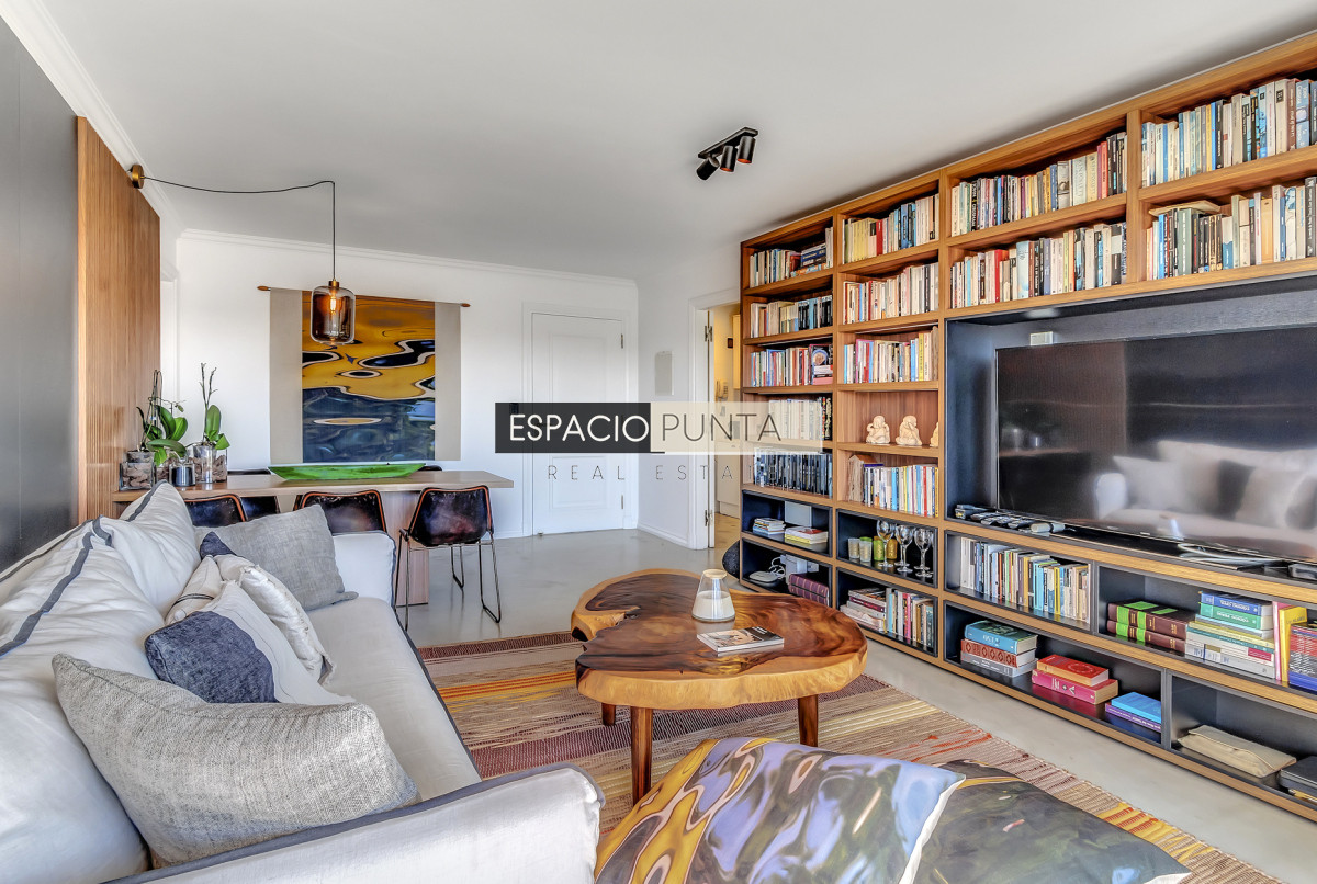 Apartamento ID.1715 - En venta apartamento 3 dormitorios con vista al mar