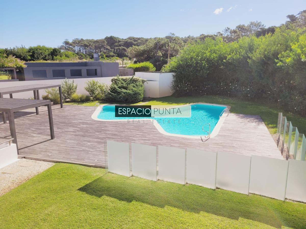Apartamento ID.494 - Alquiler apartamento 3 dormitorios en Playa Brava
