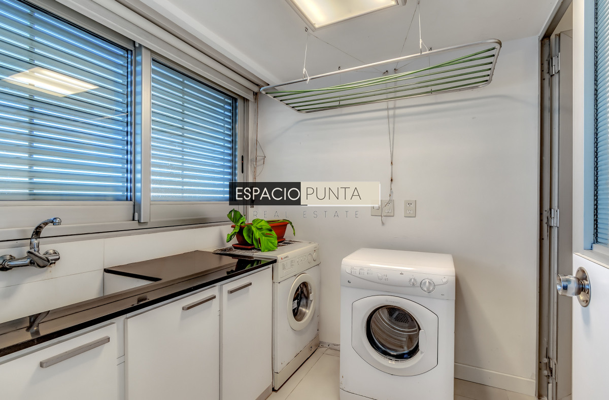 Apartamento ID.2518 - Espectacular Apartamento en Primera Línea Brava