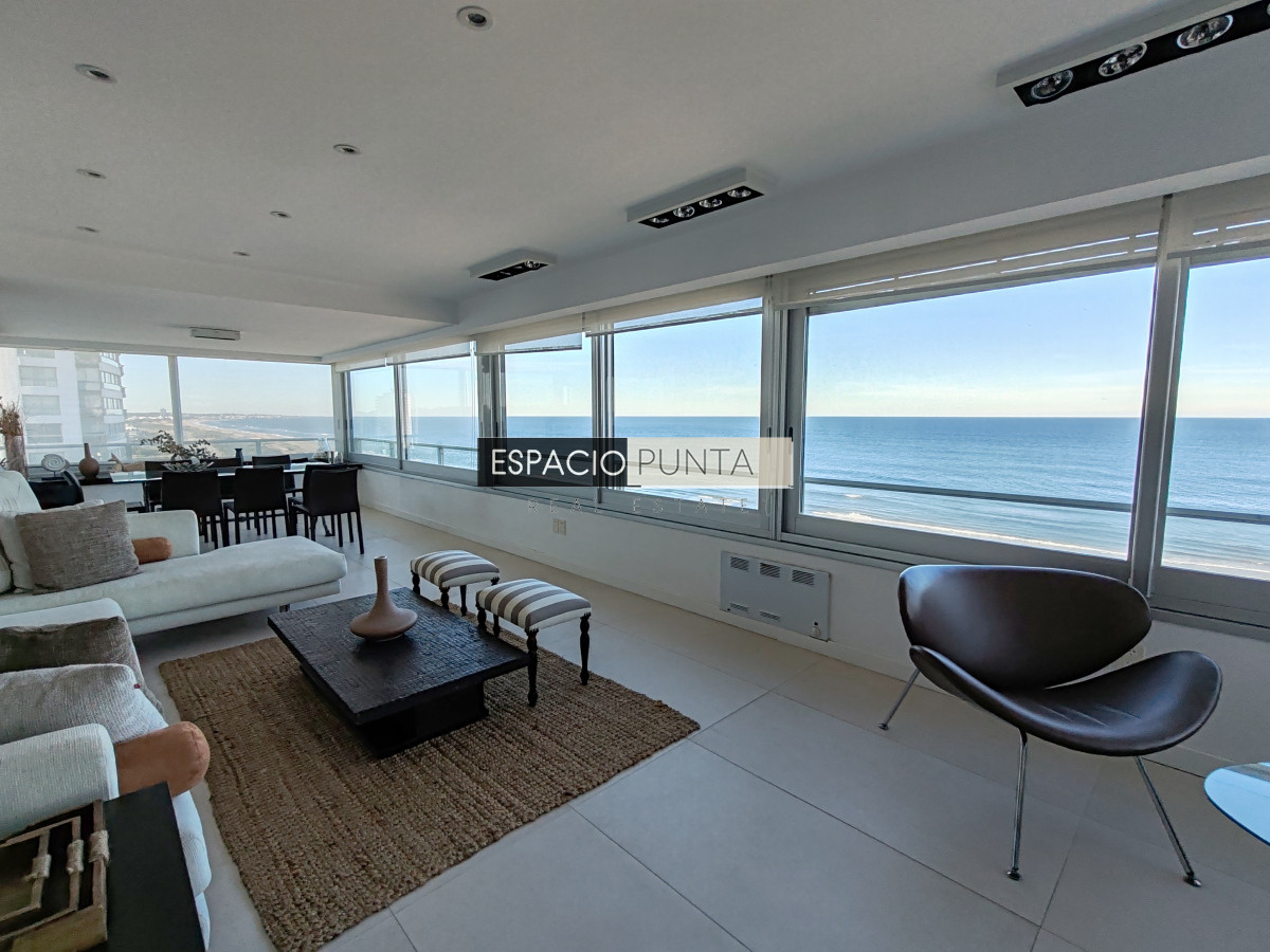 Apartamento ID.2518 - Espectacular Apartamento en Primera Línea Brava
